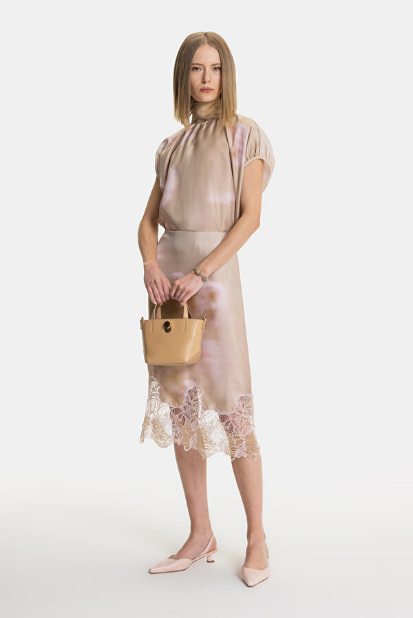 BEIGE LEATHER BAG 2