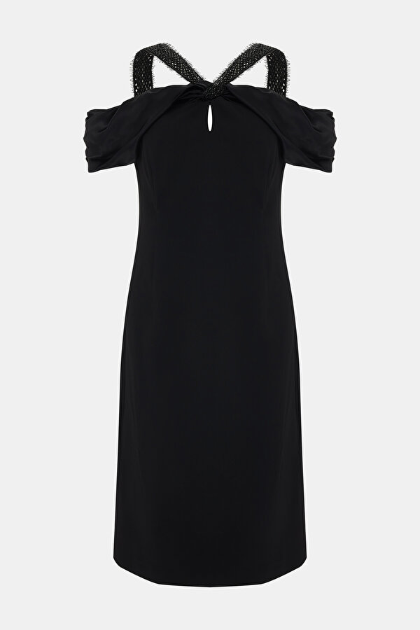 BLACK SLEEVELESS ABOVE THE KNEE DRESS 6