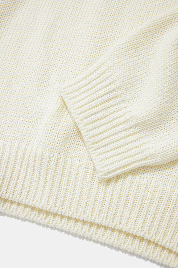 ECRU BASIC / ROUND NECKLINE TRICOT 11