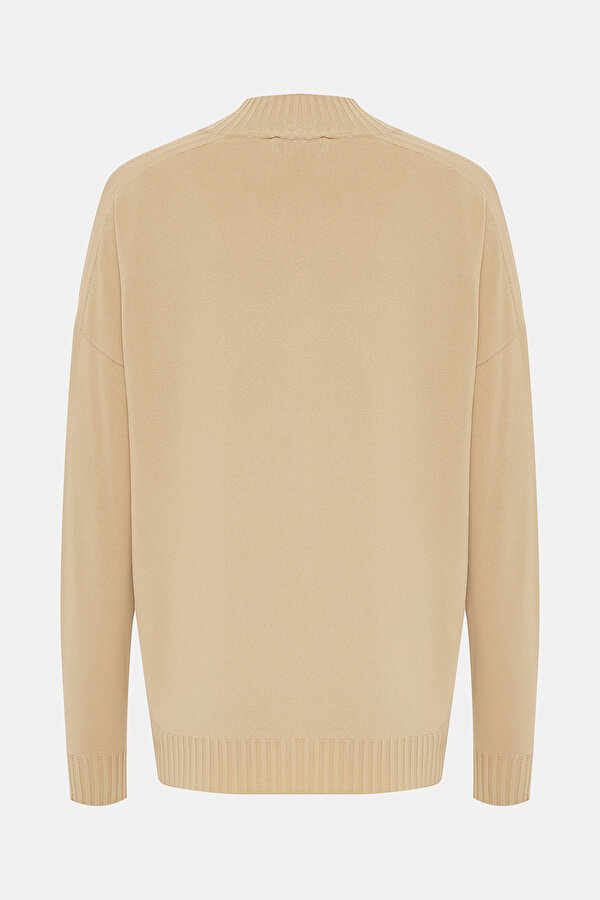 BEIGE V NECK 7