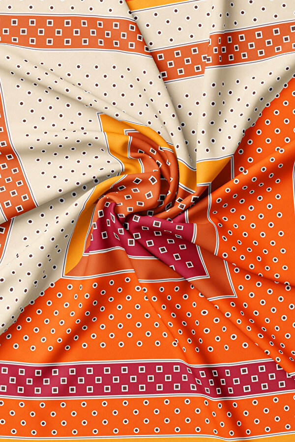 TURUNCU GEOMETRİK DESENLİ TWILL İPEK EŞARP 2