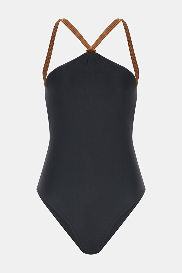 BLACK SWIMSUIT