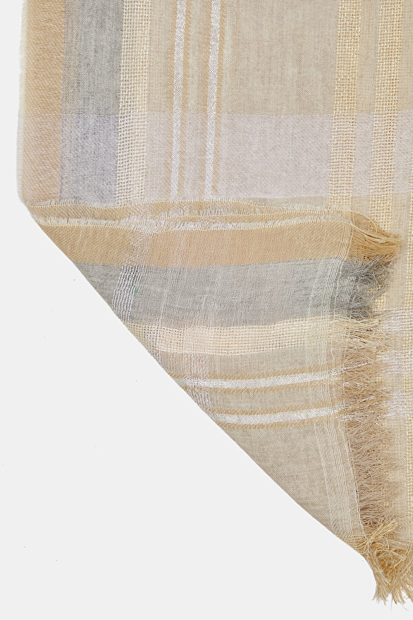 ECRU SHAWL 2