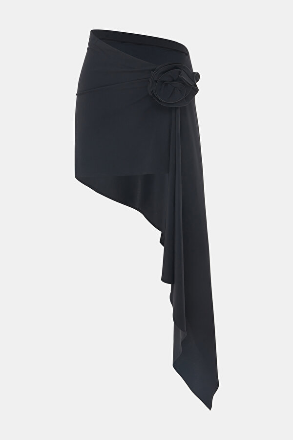 BLACK SKIRT