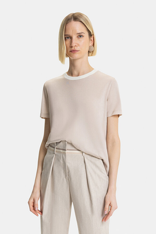 ECRU BASIC / ROUND NECKLINE TRICOT