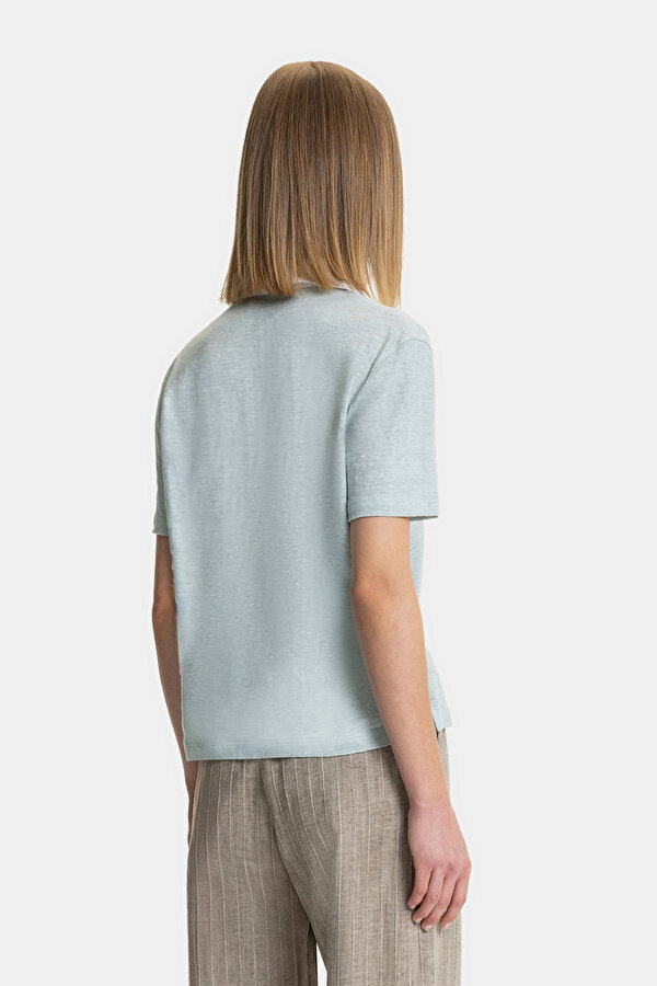 WHITE SHORT SLEEVE TSHIRT 2