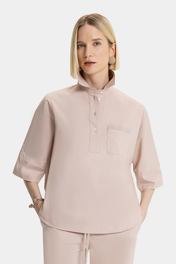 POWDER SHORT SLEEVE BLOUSE