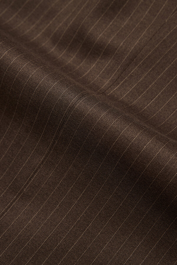 BROWN WOOL/SILK SUIT 6
