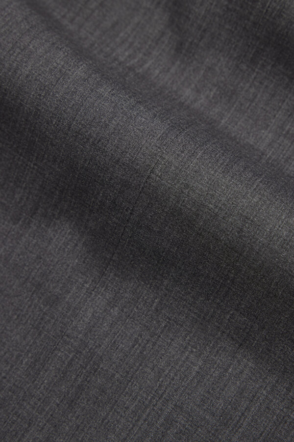 GREY WOOL/SILK SUIT 12
