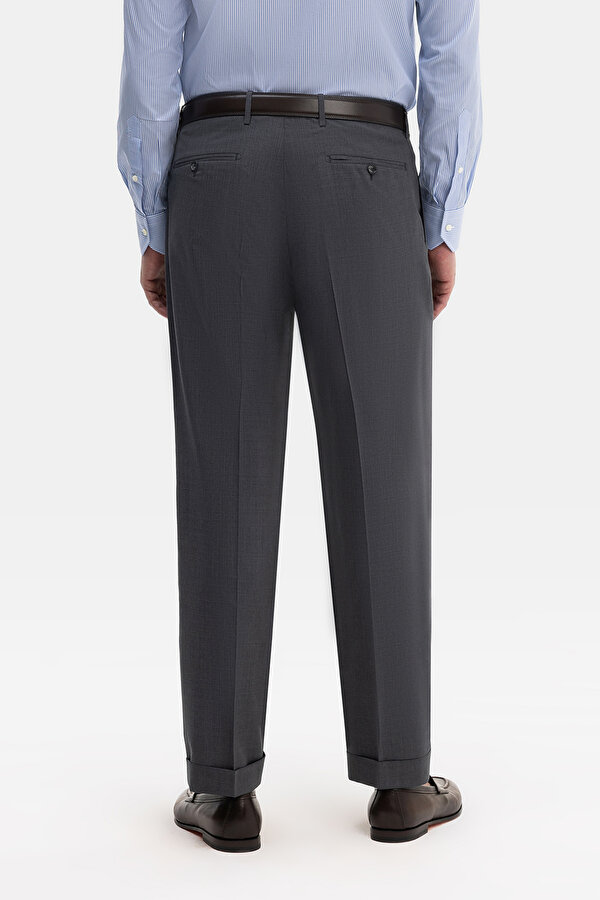 GREY WOOL/SILK SUIT 6
