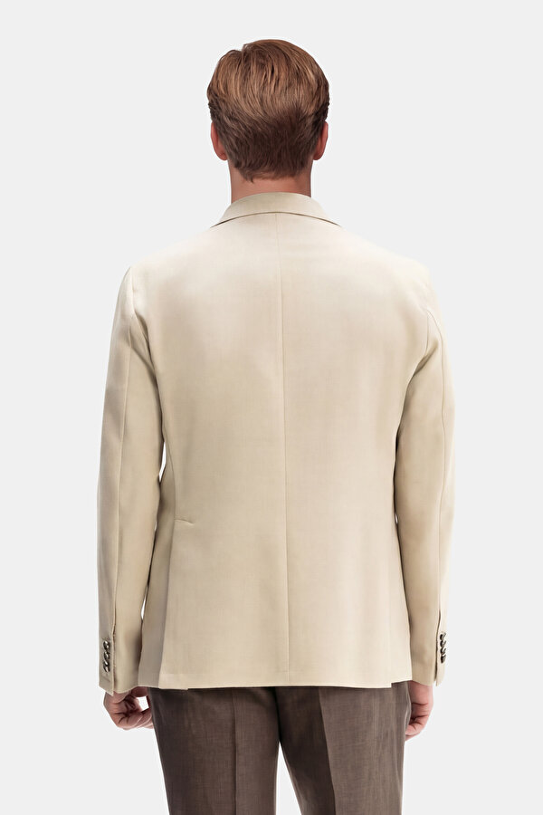 LIGHT CREAM JACKET 2