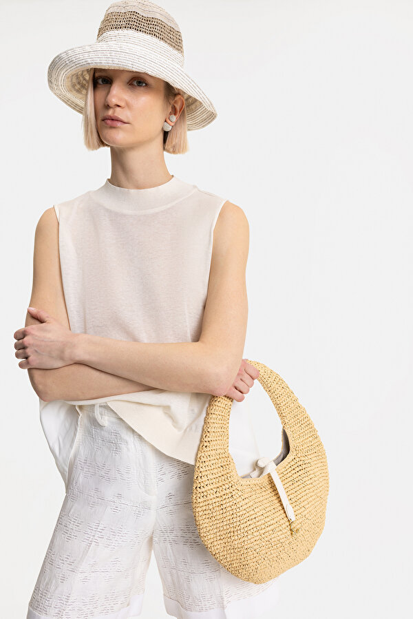 WHITE BASIC / ROUND NECKLINE SLEEVELESS BLOUSE 6