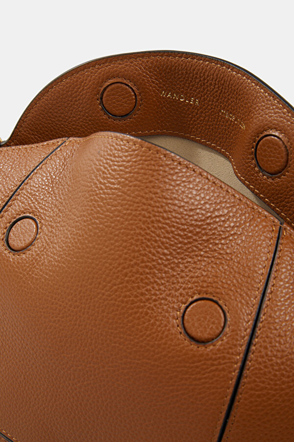 TAN LEATHER BAG 6