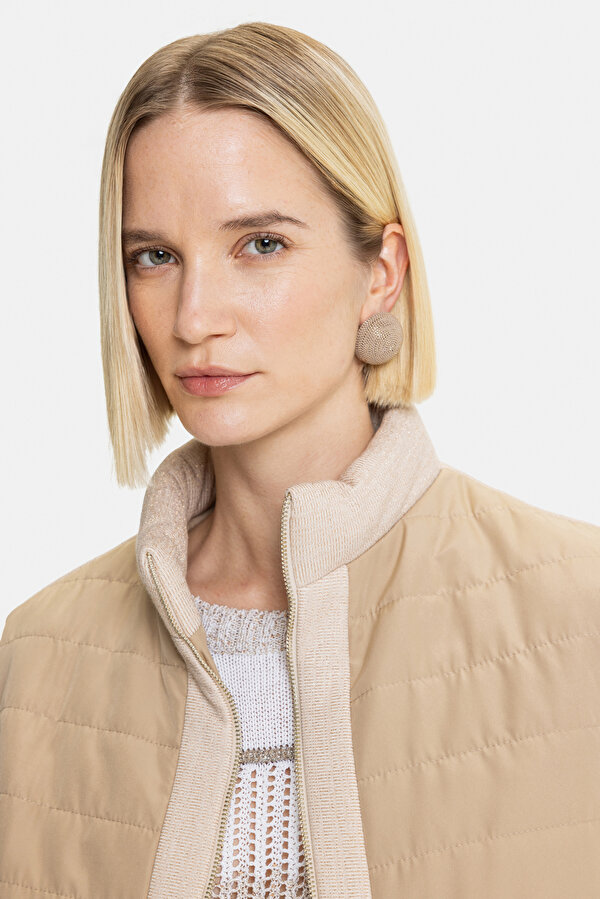 BEIGE UPRIGHT COLLAR VEST 7