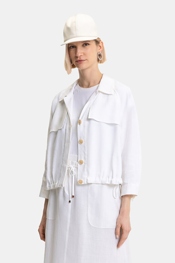 WHITE JACKET