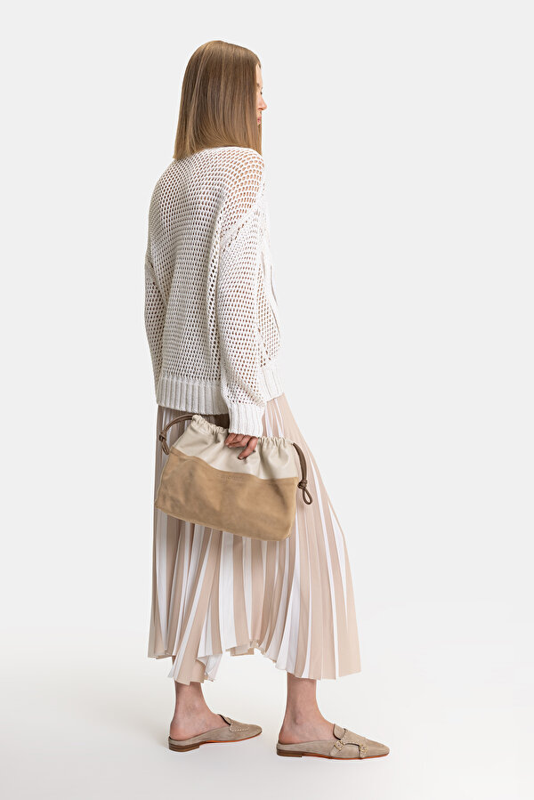 WHITE BASIC / ROUND NECKLINE TRICOT 6
