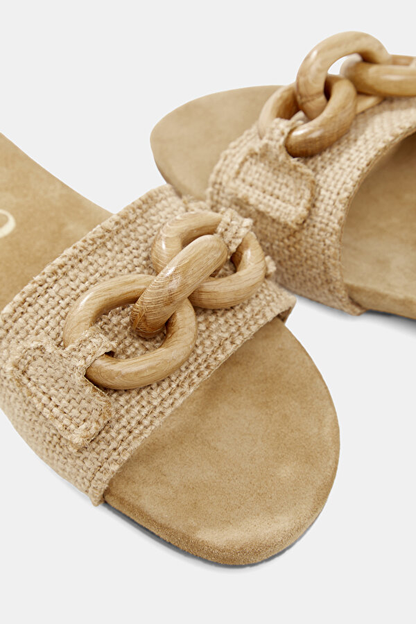 NATURAL SLIPPER 7