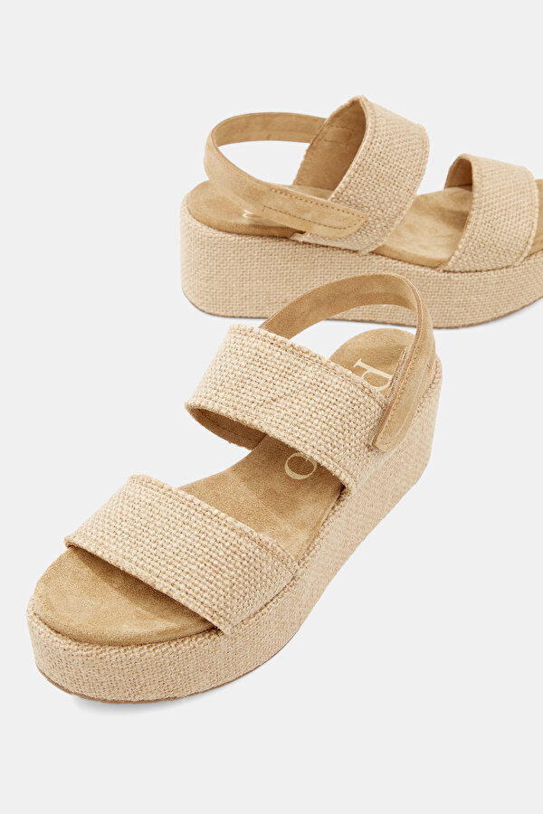 NATURAL SANDALS 7