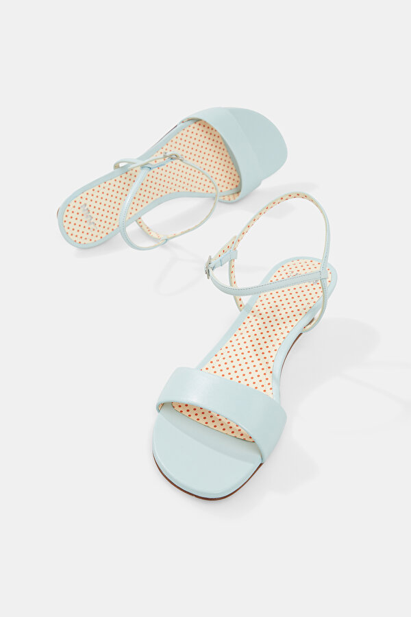BLUE LEATHER SHOE 6