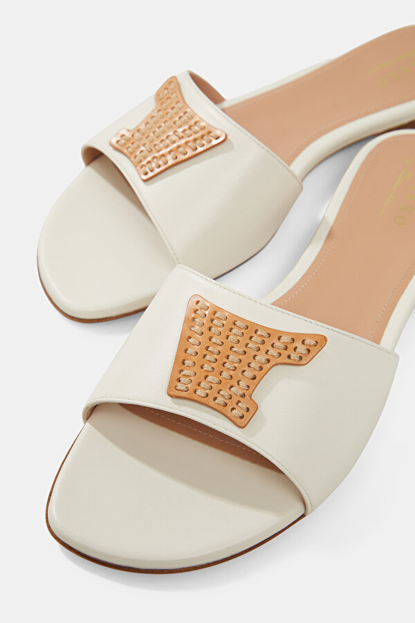 TAN LEATHER SLIPPER 6