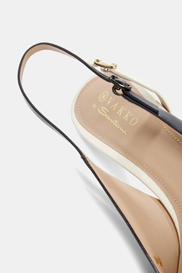 WHITE LEATHER SHOE 7