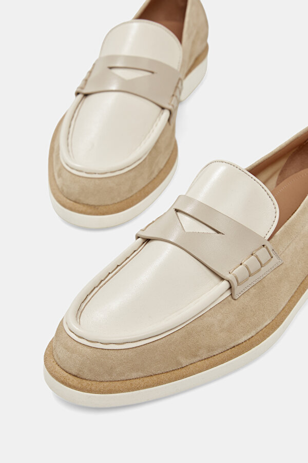 GREY LEATHER SHOE 6