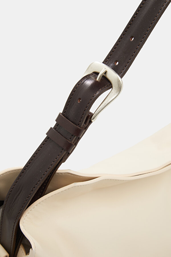 ECRU LEATHER BAG 6