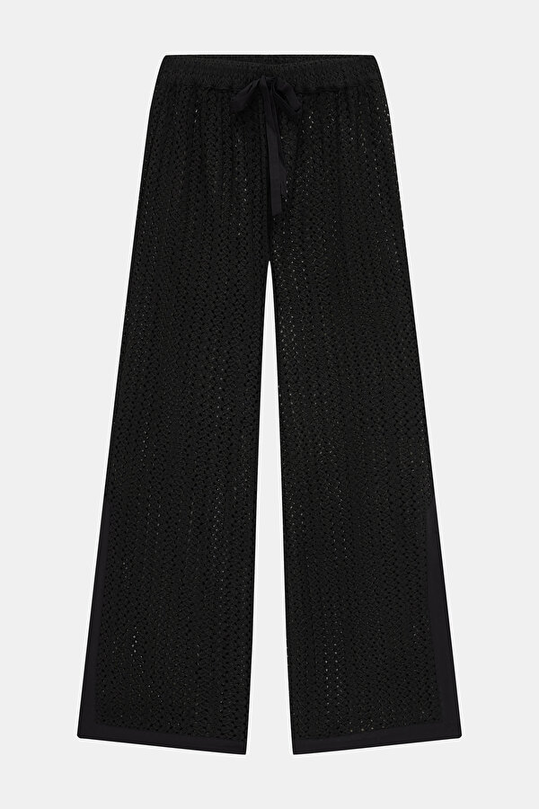 BLACK TROUSERS