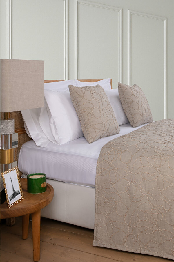 BEDSPREAD