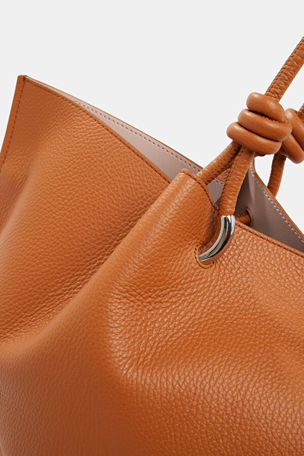ORANGE LEATHER BAG 7