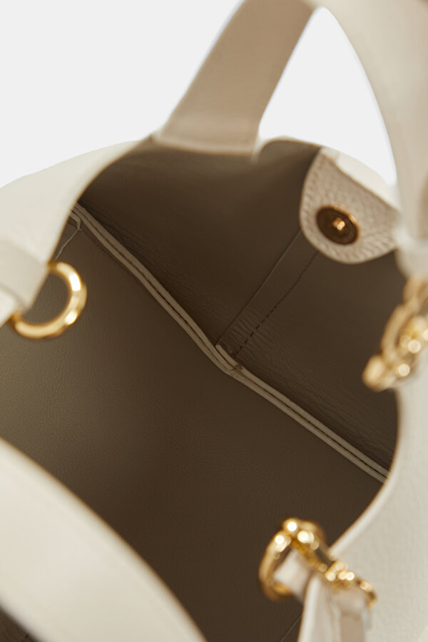 ECRU LEATHER BAG 7