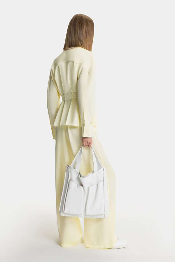 YELLOW COAT 7