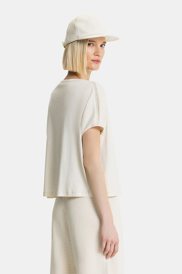 ECRU BASIC / ROUND NECKLINE SHORT SLEEVE TSHIRT 2