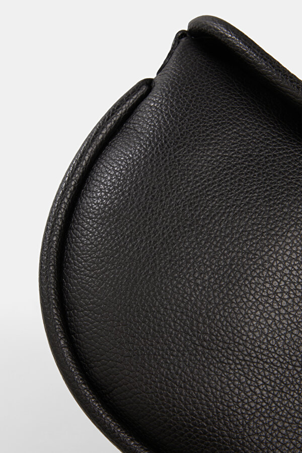 BLACK LEATHER BAG 6