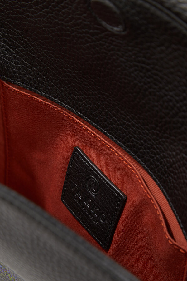 BLACK LEATHER BAG 7