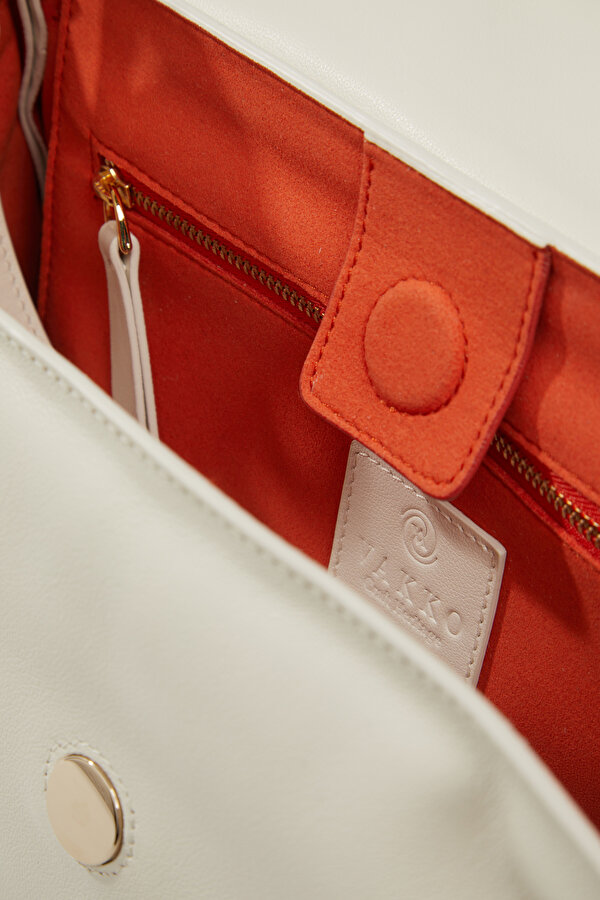 ECRU LEATHER BAG 7