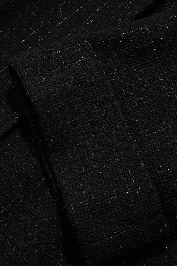 BLACK JACKET 11