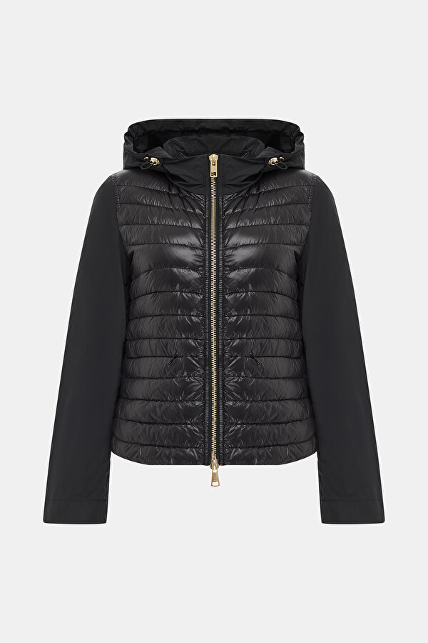BLACK COAT