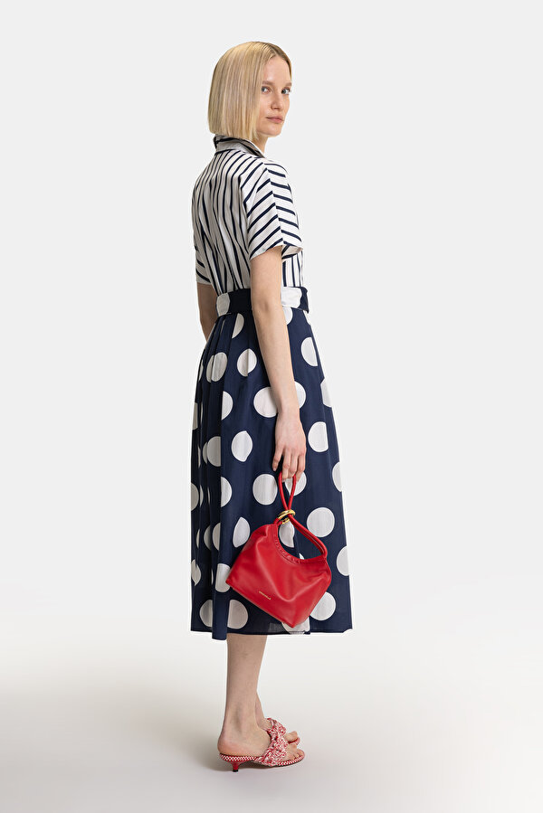 WHITE SHORT SLEEVE MIDI DRESS 2
