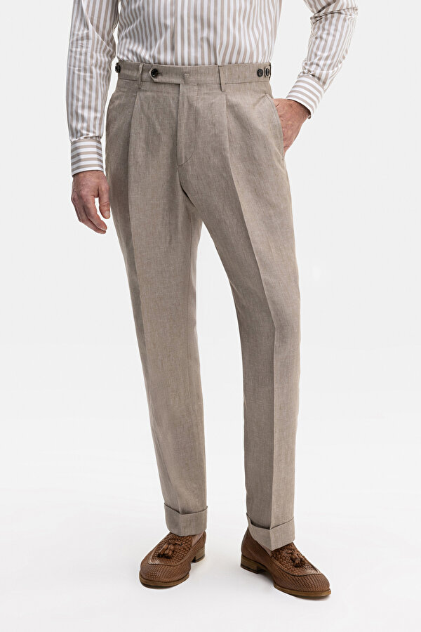 LIGHT BEIGE TROUSERS