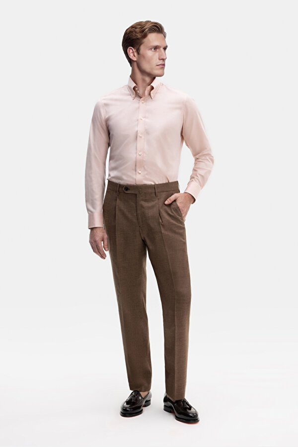 BROWN TROUSERS