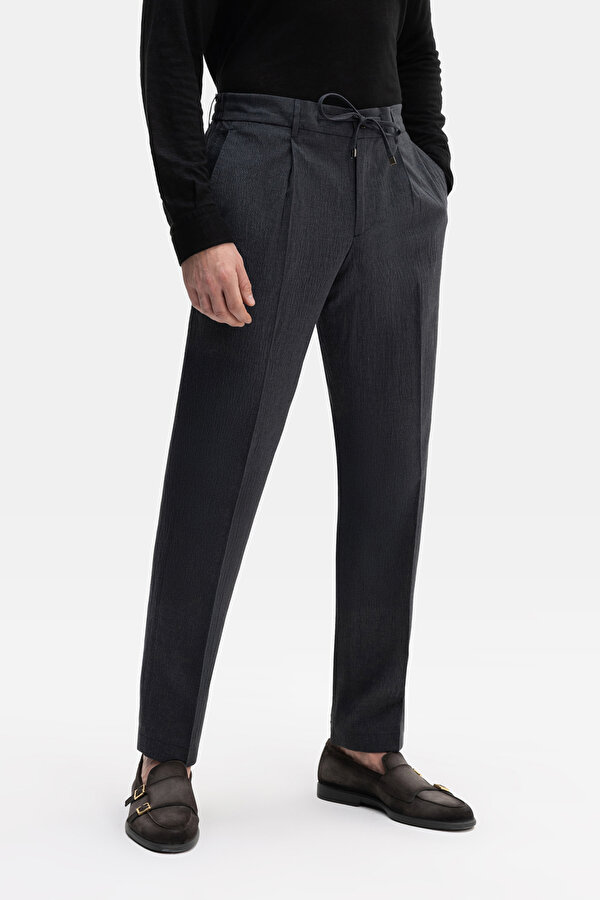 TEK PİLELİ BELİ LASTİKLİ SEERSUCKER PANTOLON 2