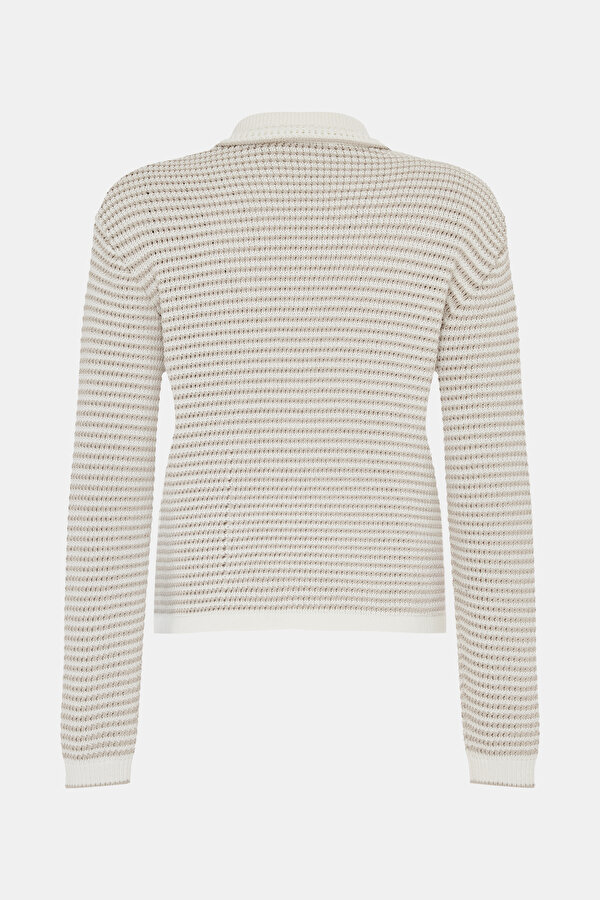 BEIGE CARDIGAN 2