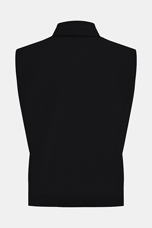 BLACK SURPLICE NECKLINE (CROSS-OVER NECKLINE) SLEEVELESS BLOUSE 2