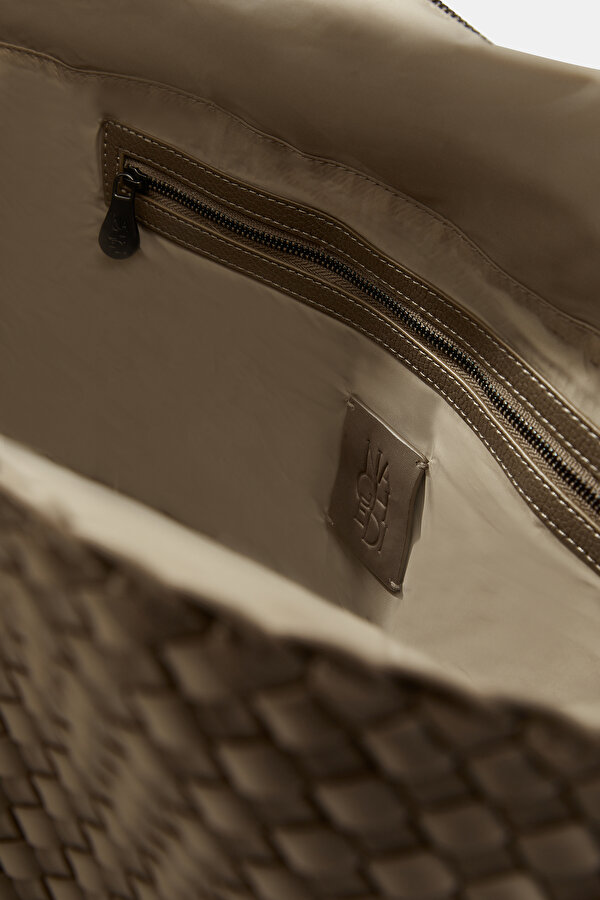BEIGE BAG 7