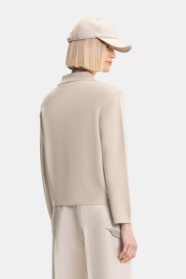 BEIGE JACKET 2