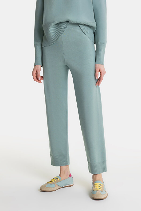 MINT STRAIGHT CUT TROUSERS 2