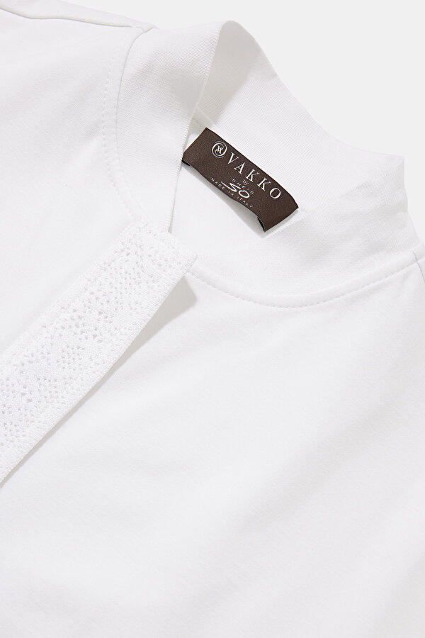 WHITE BASIC / ROUND NECKLINE SWEATSHIRT 11