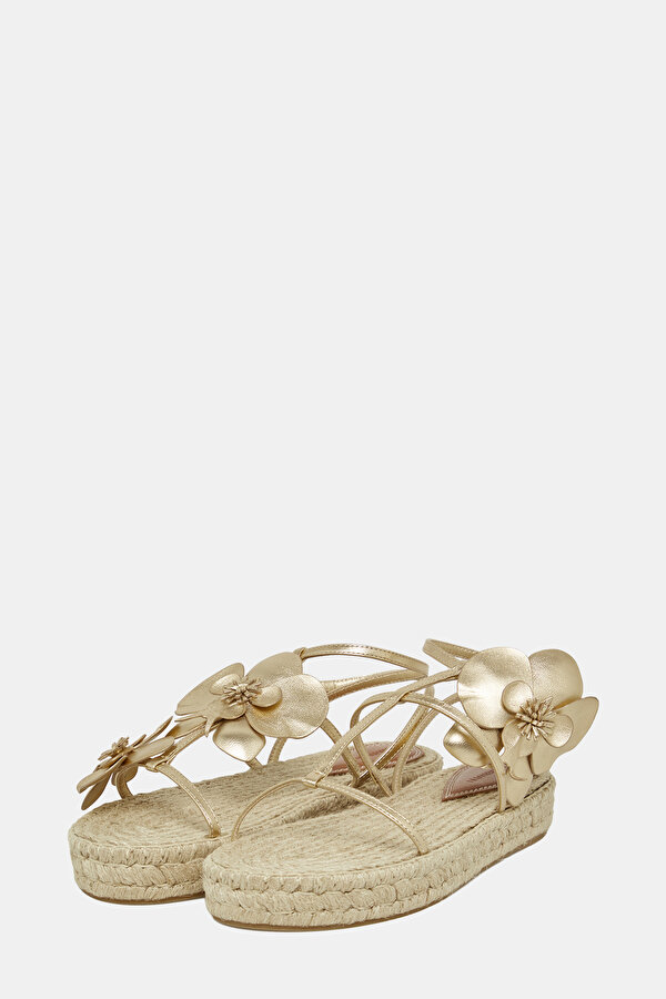 GOLD SANDALS 2