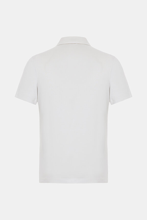 WHITE SHORT SLEEVE TSHIRT 2